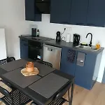 Maison Jardin Aeroport Semesterbostad